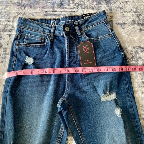 No Boundaries' Boyfriend Jeans Size 1 - Picture 7 of 11